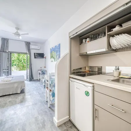 Perdikouli Apartment Aliki (Paros)