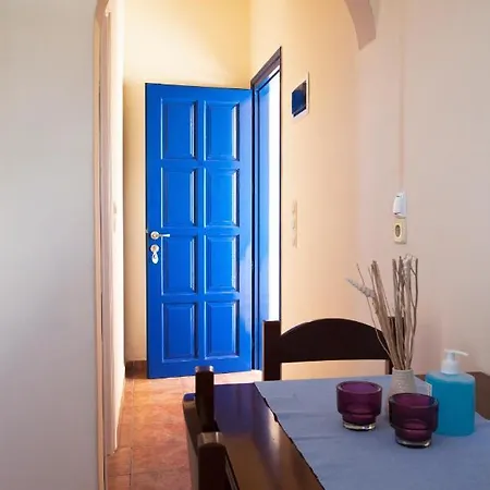 Perdikouli Apartment *