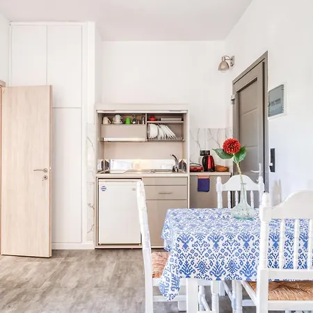Perdikouli Apartment